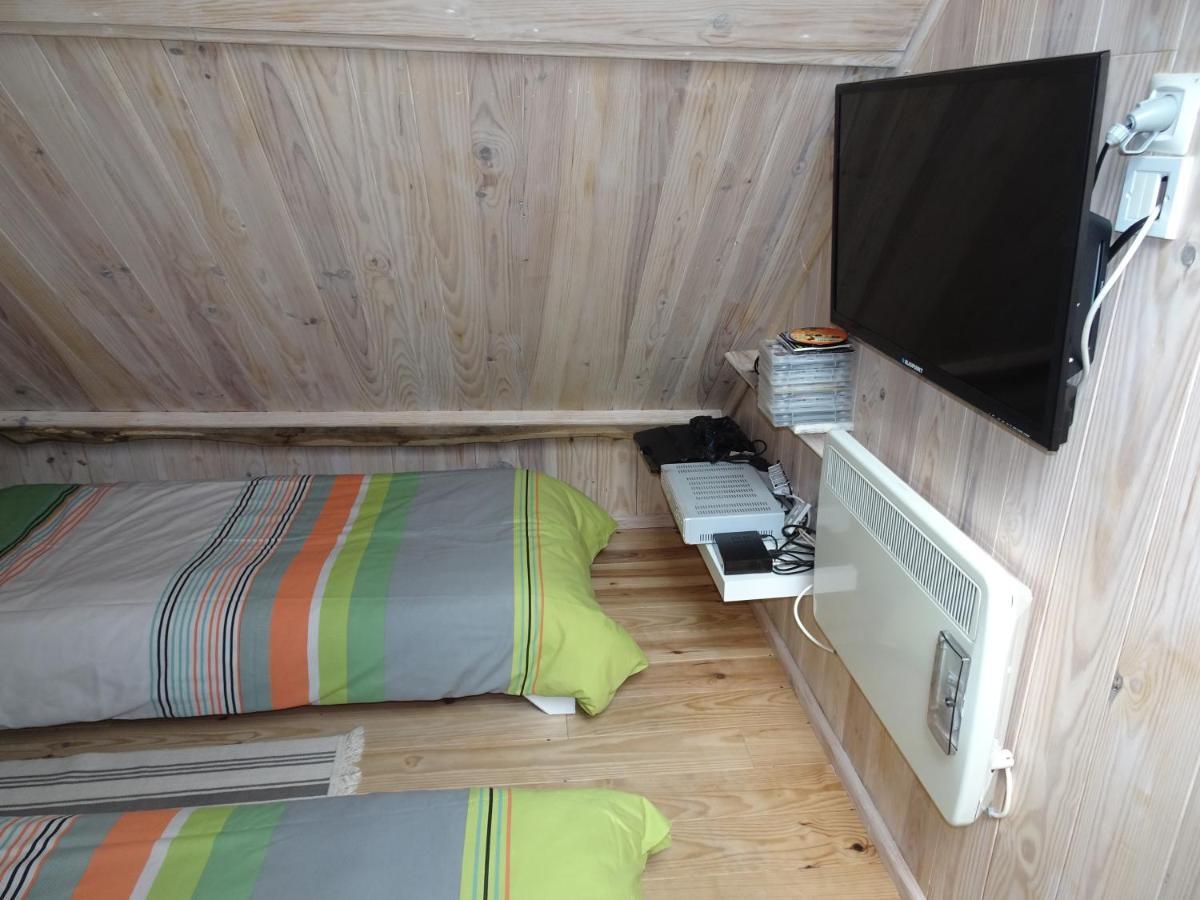 La Porcherie Villa Hellean Екстериор снимка