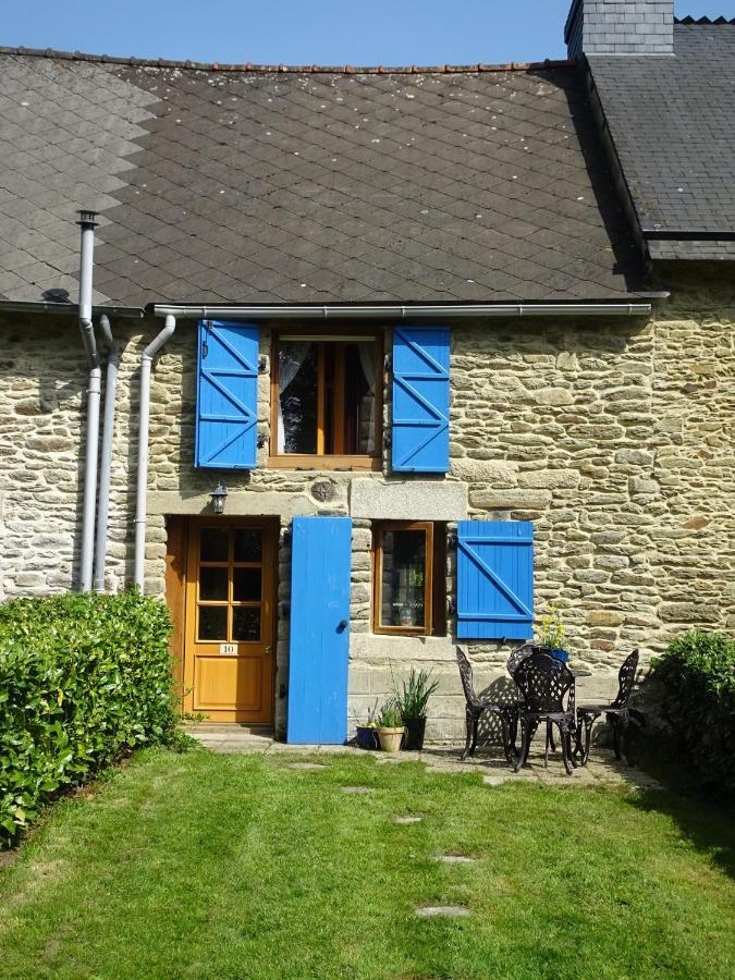 La Porcherie Villa Hellean Екстериор снимка